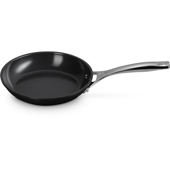 Poêle LE CREUSET ceramique essentielle