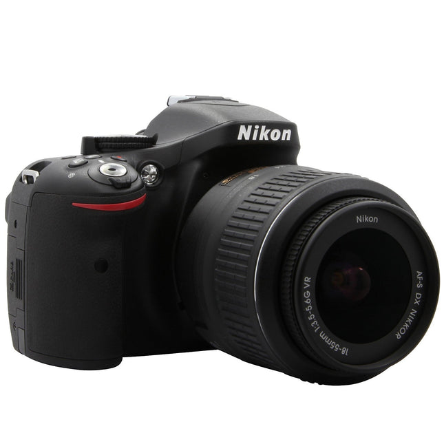 Appareil photo Reflex NIKON D5200 + AFS DX VR 18-55mm