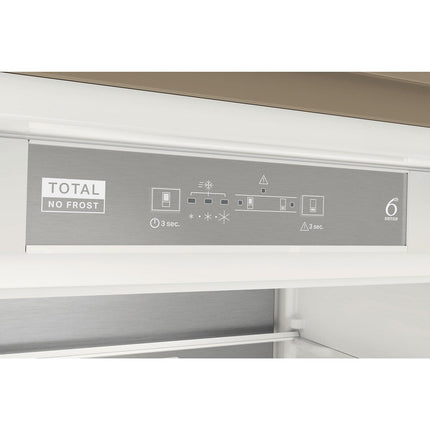 Réfrigérateur combiné encastrable WHIRLPOOL WHSP70T121 Supreme Silence 70cm