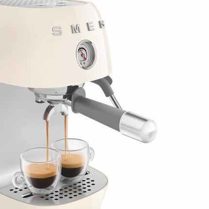 Machine à expresso SMEG ECF03