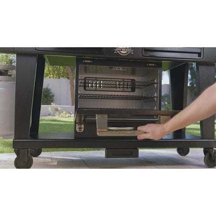 Barbecue gaz PITBOSS MEMPHIS 2.0, sur chariot , une zone de cuisson gaz, une charbon et un fumoir électrique 3 étages.