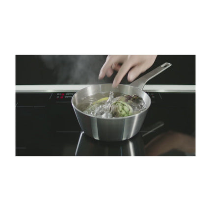 Hotte décorative murale AEG DKB5960HM