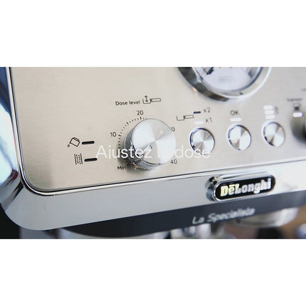 Machine à expresso DELONGHI Specialista Arte EC9155.MB inox