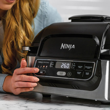 Grille-viande NINJA Foodi AG301EU grill et barbecue multifonction, 24.5x25.5 cm