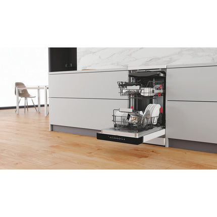 Lave vaisselle 45 cm WHIRLPOOL WSFO3O34PF 6ème Sens