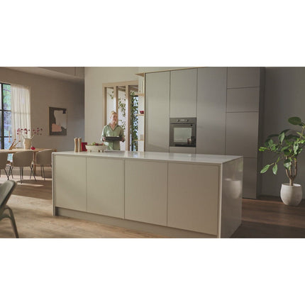 Four encastrable MIELE H 2466 BP