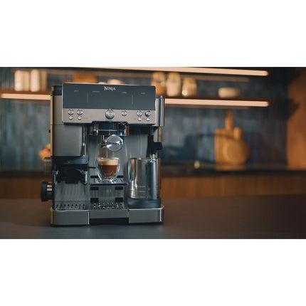 Machine à expresso NINJA Caf. ES601EU Reconditionné