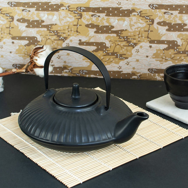 Théière THE HOME DECO FACTOR ceramique noire 60cl