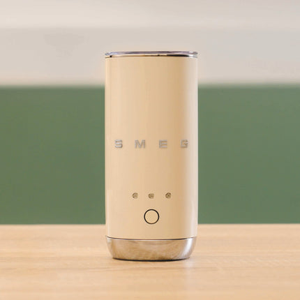 Mousseur à lait SMEG