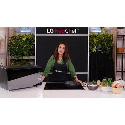 Micro ondes combiné LG EX MJ3965BCR Neochef