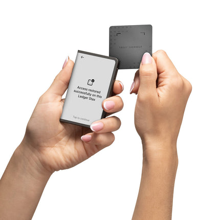 Crypto wallet LEDGER Stax Recovery key Noir