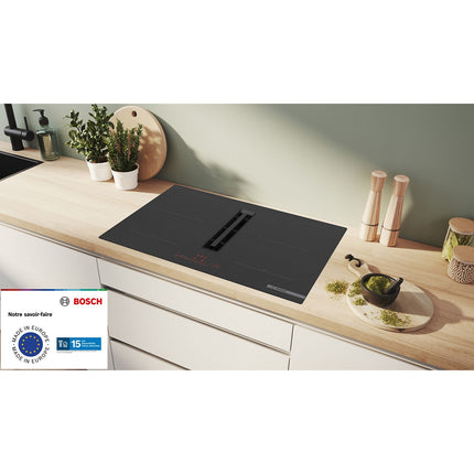 Plaque induction aspirante BOSCH PVQ811H26E, Série 6, PerfectFry Plus Sensor