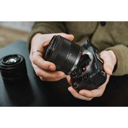 Appareil photo Hybride CANON EOS R50 V Noir Boitier nu
