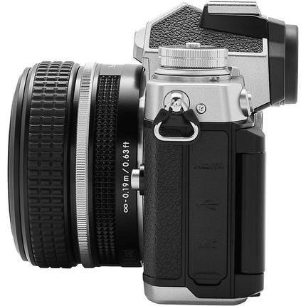 Appareil photo Hybride NIKON Z fc Lens Kit 28 f/2.8 SE