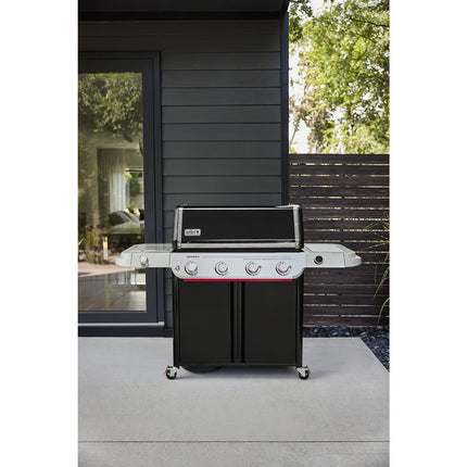 Barbecue gaz WEBER Genesis E-435W, sur chariot, 5 brûleurs dont 1 latéral, surface de cuisson 86 x 48 cm