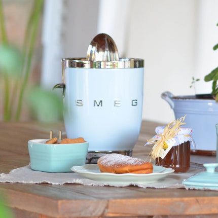 Presse-agrumes SMEG CJF11PBEU Bleu