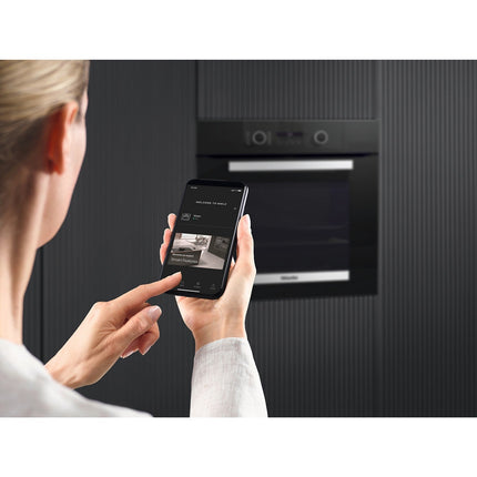 Four encastrable MIELE H 2466 BP