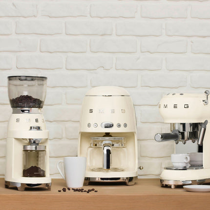 Moulin à café SMEG CGF11CREU