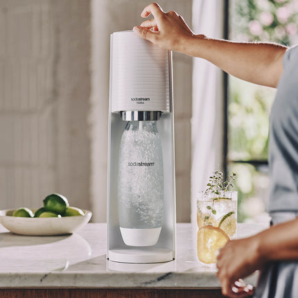 Machine à soda SODASTREAM Terra + 1 Recharge de Gaz 60L + 1 Bouteille de gazéification