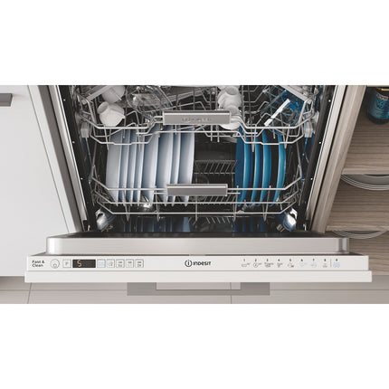 Lave vaisselle encastrable INDESIT IN2IC14BN7S1 Sliding