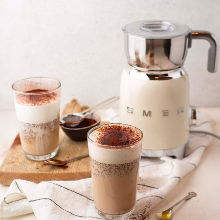 Chocolatière SMEG MFF11
