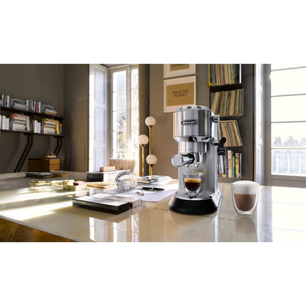 Machine à expresso DELONGHI EC695.