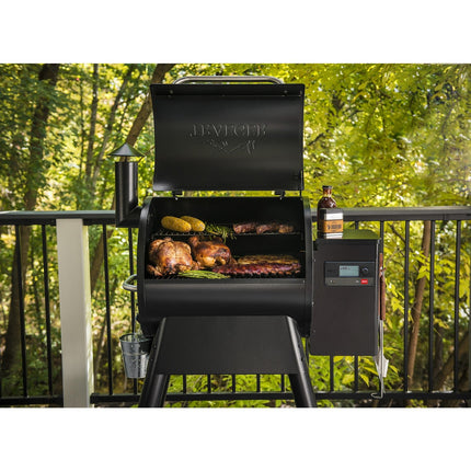 Barbecue pellet TRAEGER Pro 575 noir sur chariot, grille haute 56x18 cm, grille basse 56x48 cm