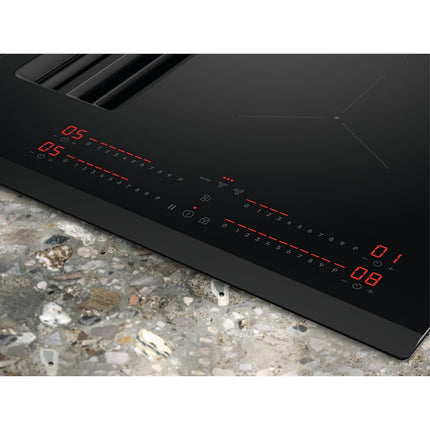 Plaque induction aspirante ELECTROLUX KCC8344 - Hotte intégrée 80cm