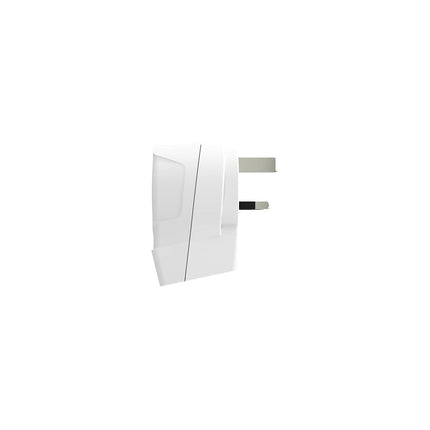 Adaptateur de voyage SKROSS Europe vers Angleterre + USB