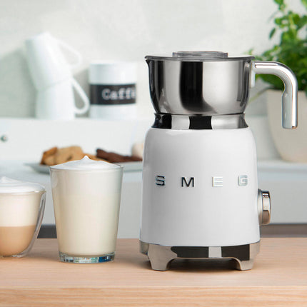 Chocolatière SMEG MFF11