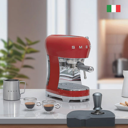 Machine à expresso SMEG ECF02
