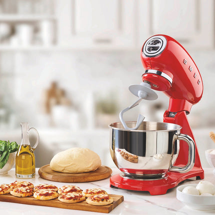 Robot pâtissier SMEG SMF03RDEU