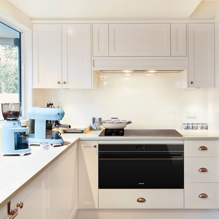 Four encastrable SMEG SFPR9604TNR
