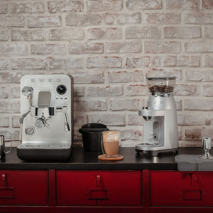 Moulin à café SMEG chromé Années 50 CGF02SSEU