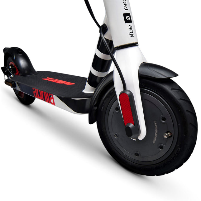 Trottinette électrique APRILIA eSRZ avec clignotants