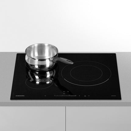 Plaque induction SAMSUNG NZ63R3727BK