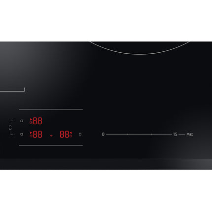 Plaque induction SAMSUNG NZ64R3747BK