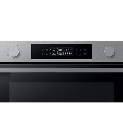 Four encastrable SAMSUNG NV7B4420ZAS