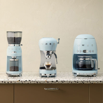 Machine à expresso SMEG ECF02