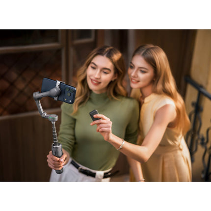 Stabilisateur DJI Osmo Mobile 8P Advanced Tracking Combo