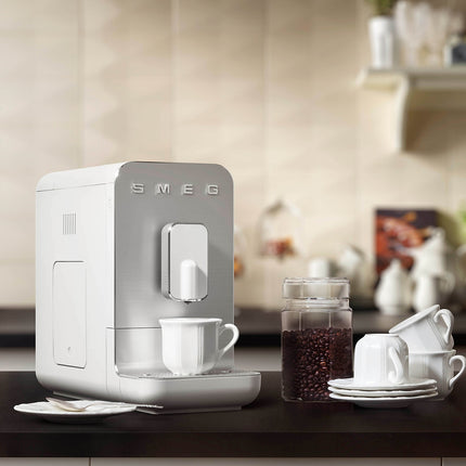 Expresso Broyeur SMEG BCC11BLMEU Collezione