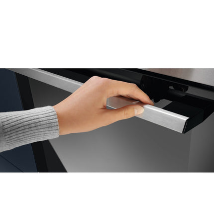 Four encastrable ELECTROLUX EOH4P46BX0 Pyrolyse Chaleur tournante 65L Inox