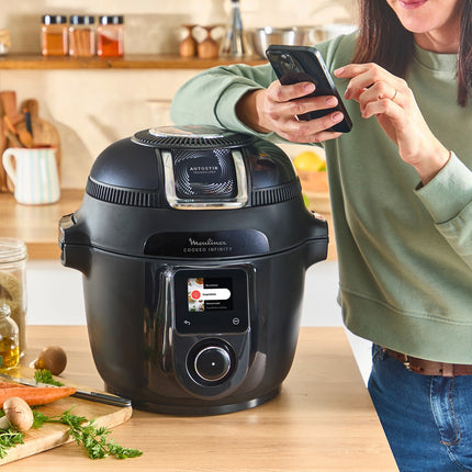 Cookeo MOULINEX Multicuiseur Airfryer Cookeo Infinity avec pale Noir CE9828F0 20 modes de cuisson, 6,5 L