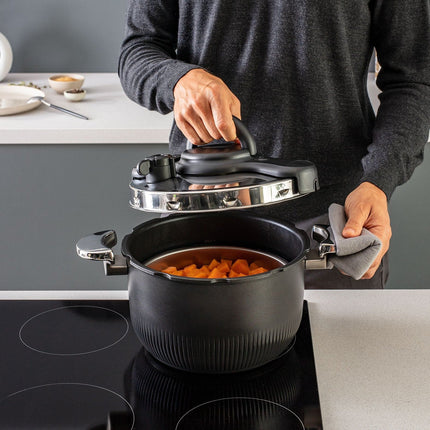 Autocuiseur SEB cocotte 3 en 1 TEMPO 6L noir