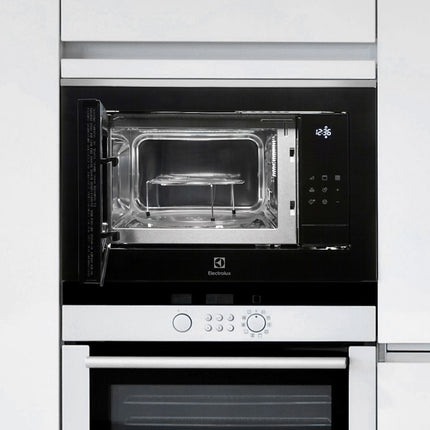 micro-ondes-grill-encastrable-electrolux-lms4253tmx