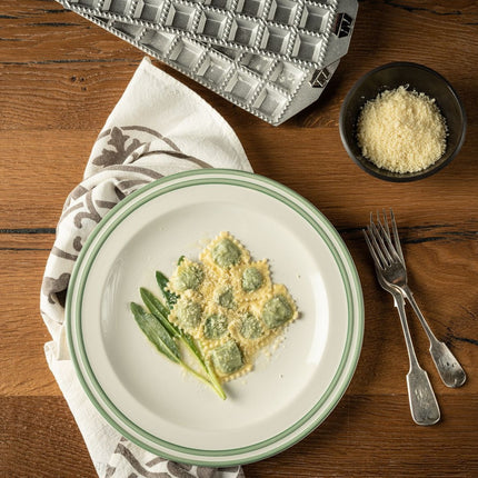 moule-a-pates-marcato-36-raviolis-carres
