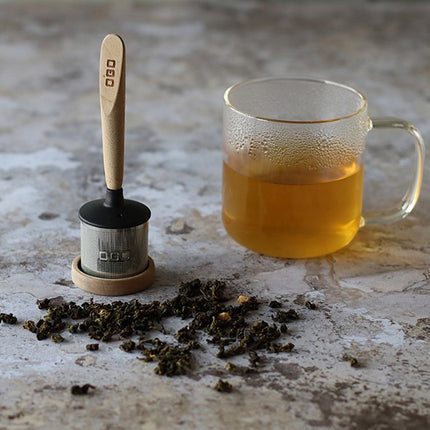 infuseur-a-the-ogo-living-a-the-oscar-en-hetre-et-inox