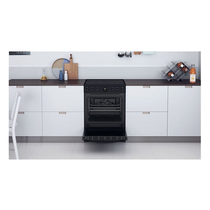 cuisiniere-vitroceramique-indesit-is67v5ccb-fr