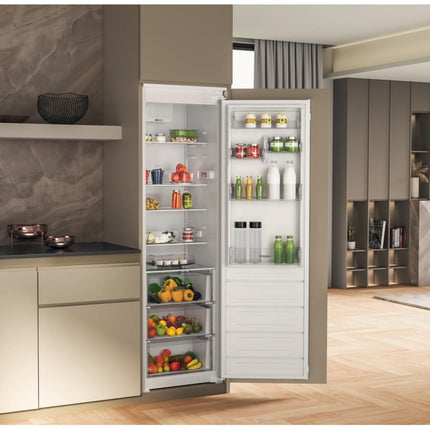 refrigerateur-1-porte-encastrable-whirlpool-whsd18a011a2fr