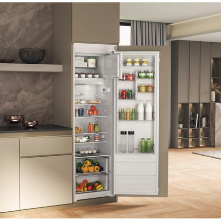 refrigerateur-1-porte-encastrable-whirlpool-whsd184011a1-fr